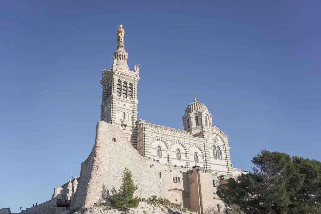 photo de la cathédrale notre dame de Marseille