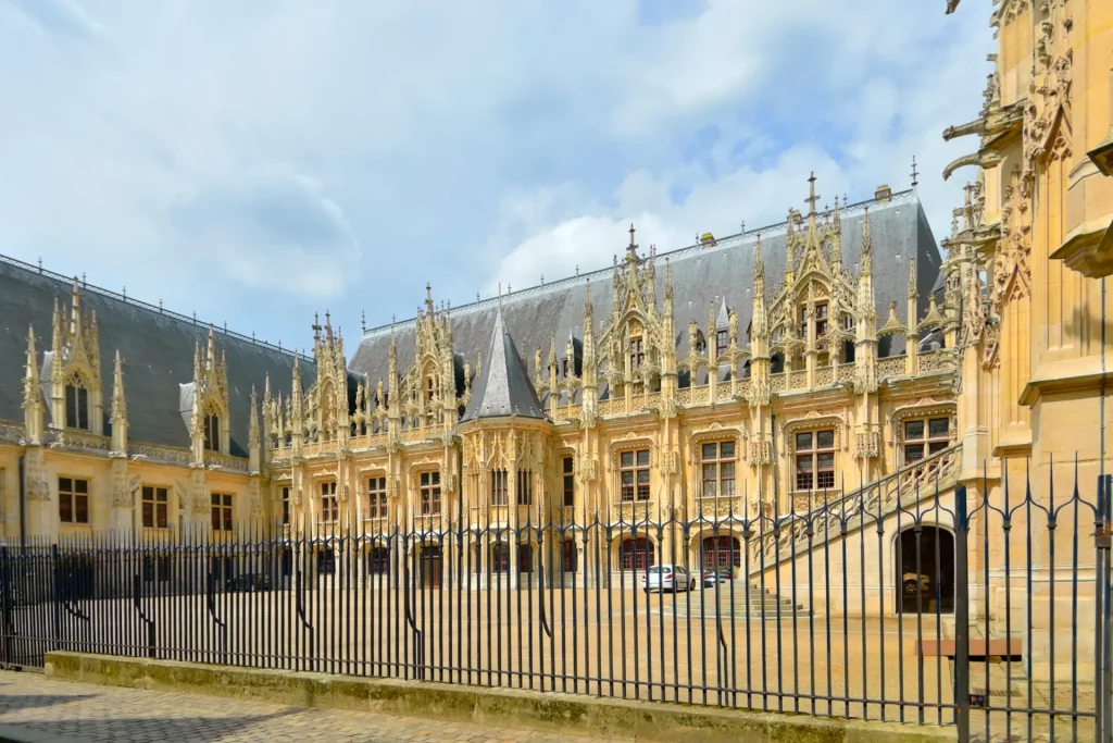 photo palais de justice de Rouen