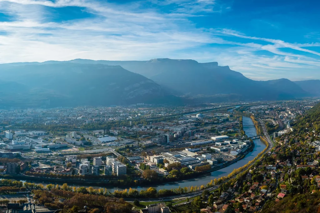 photo panoramique de Grenoble